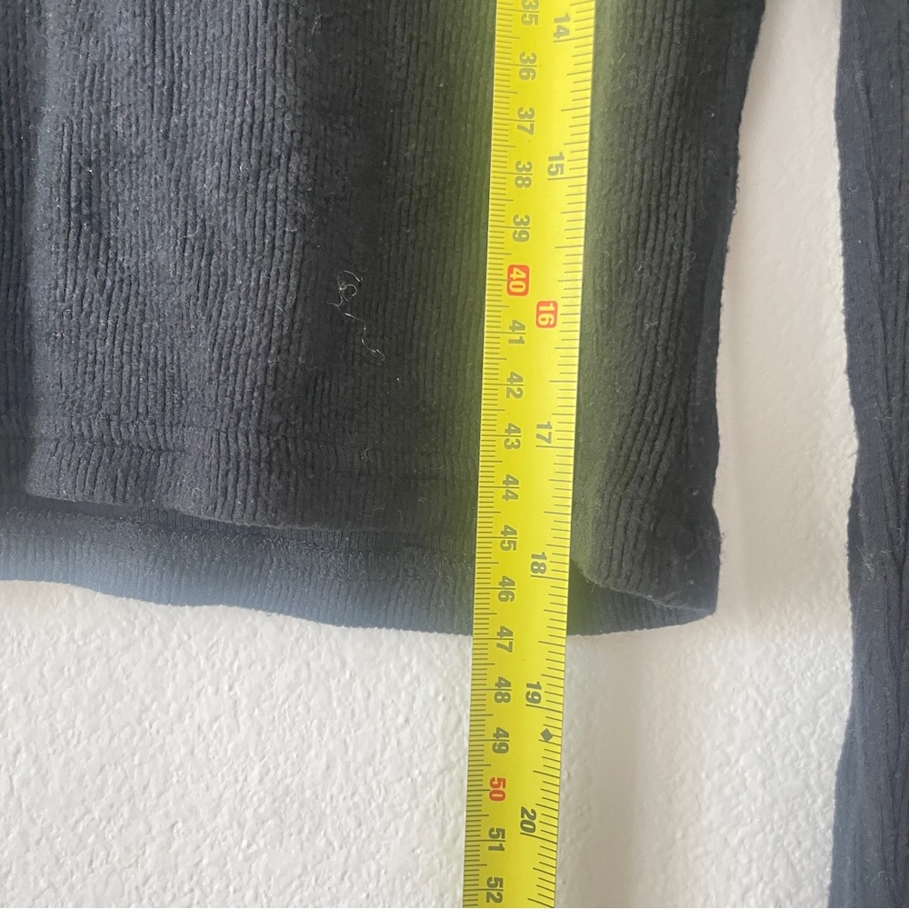Abercrombie Black Mockneck Long Sleeve Women's Top - Picture 3 of 4